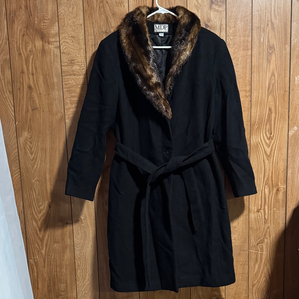 Vintage MDP Black wool Coat with Faux Fur Collar